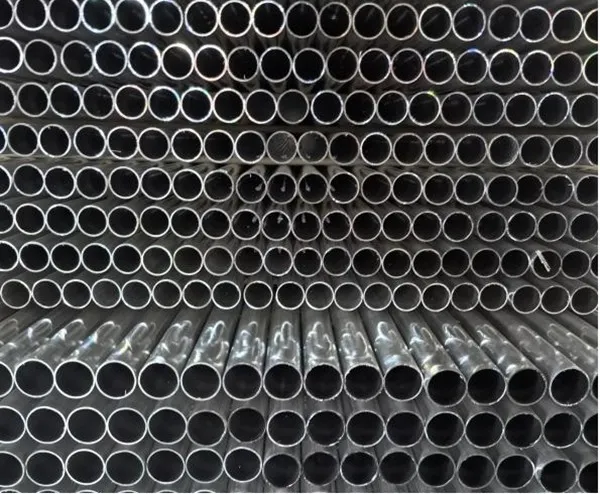 Pembatalan potongan pajak ekspor aluminium harga dalam dan luar negeri kini dibedakan